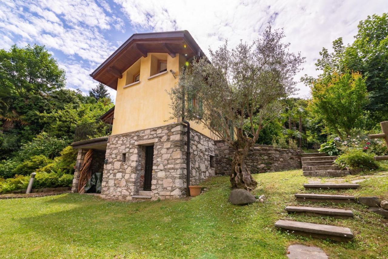 La Dependance Immersa Nel Parco Della Villa Isabella ストレーザ エクステリア 写真