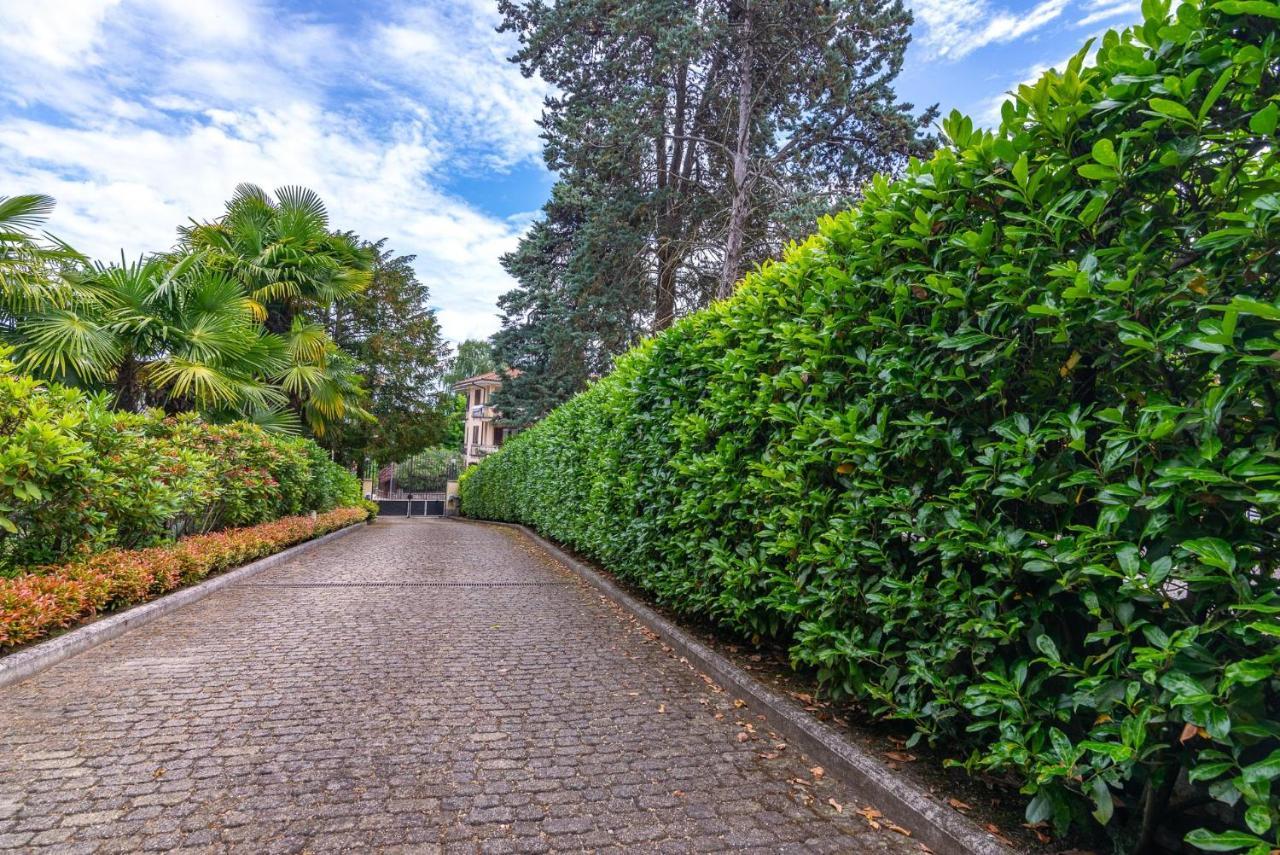 La Dependance Immersa Nel Parco Della Villa Isabella ストレーザ エクステリア 写真