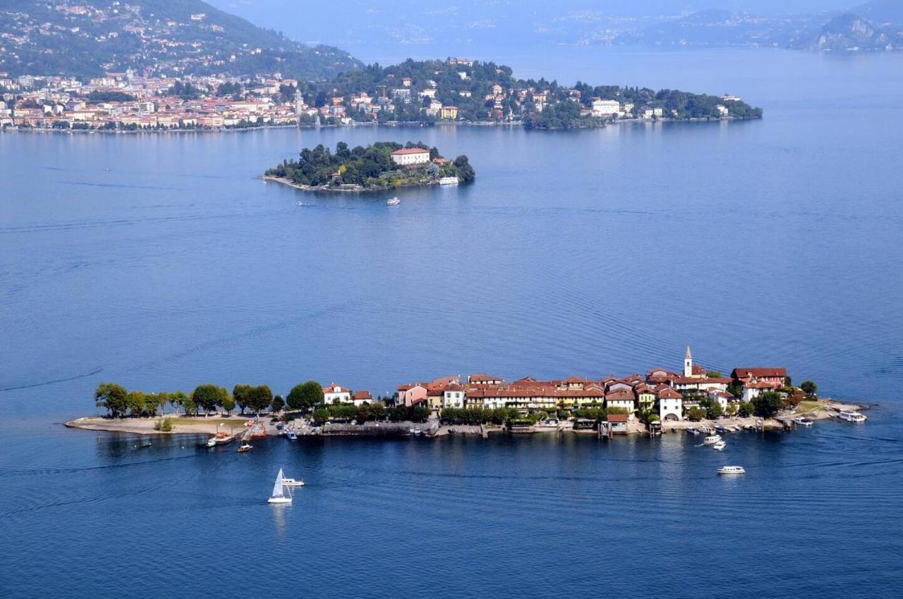 La Dependance Immersa Nel Parco Della Villa Isabella ストレーザ エクステリア 写真